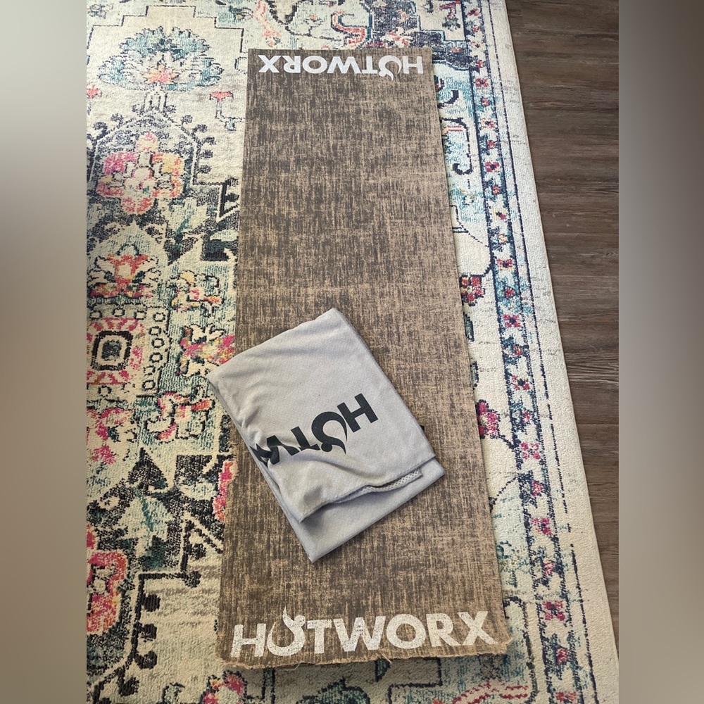 HotWorx Mat and Towel